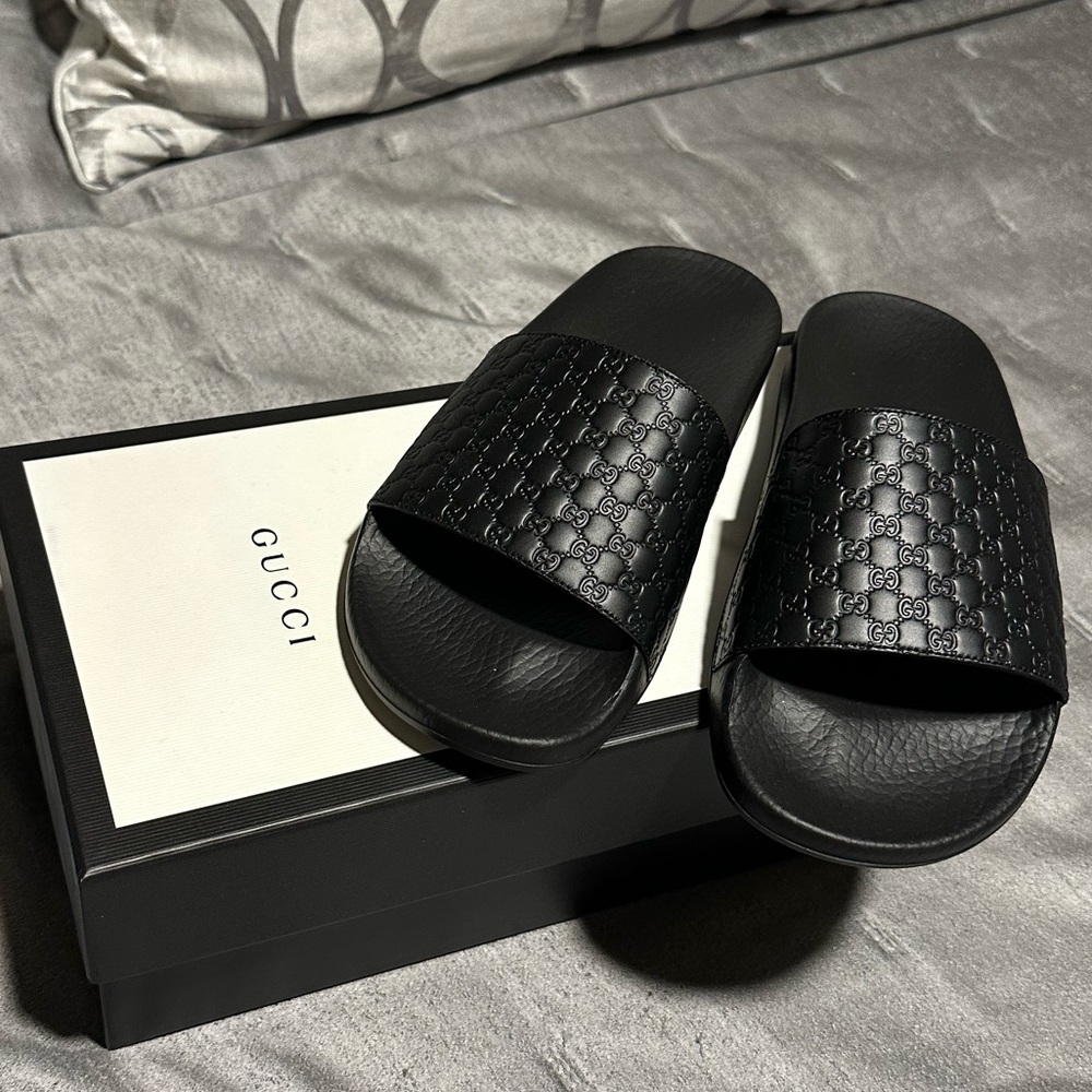 Black Gucci Slides - Picture 2 of 4